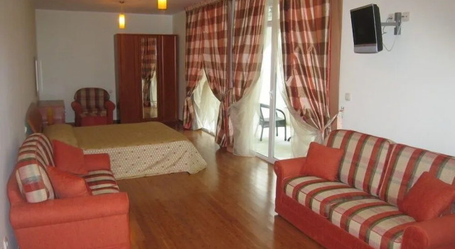 Hotel Romanov, Prenota Hotel Sveti Stefan 