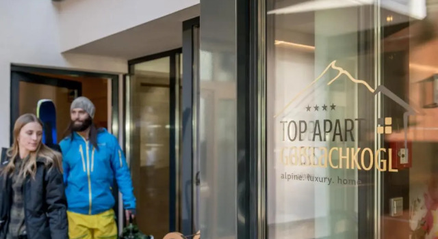 Appartementhaus Gaislachkogel, Rezerwuj Hotel Hotele w Tyrol z parkingiem, Parking