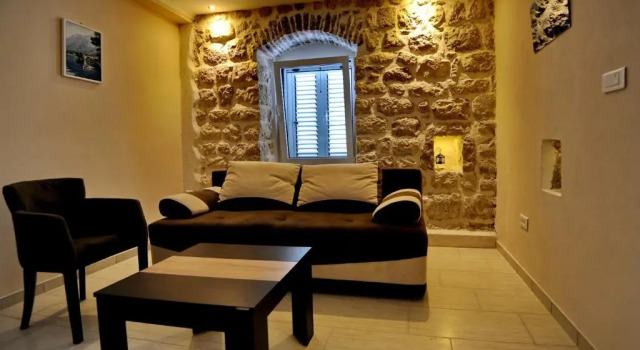 Студия Apartments Ave R