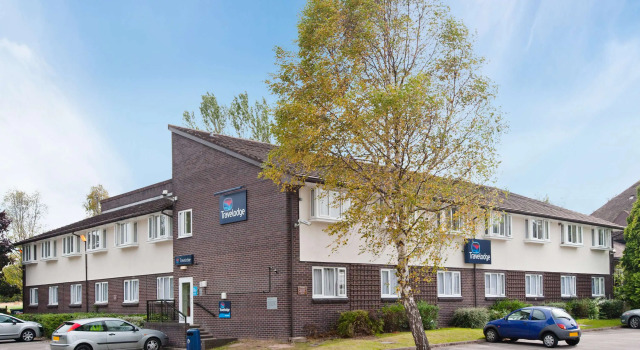 Travelodge Chester Warrington Road