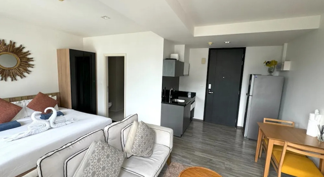 Студия Standard The Deck Condominium by Lofty