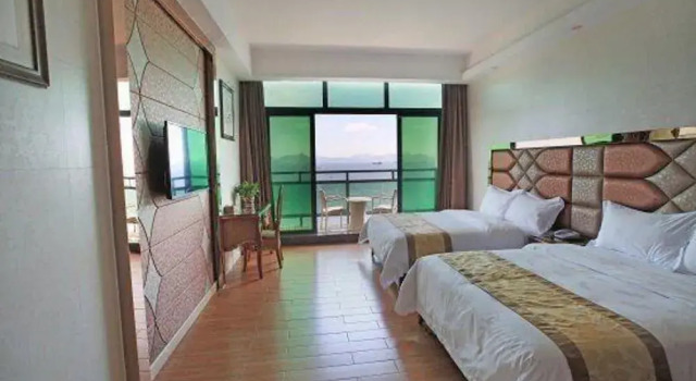 Sapphire Sea View Hotel