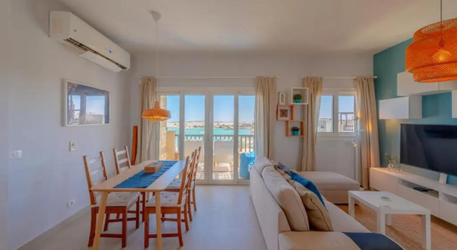 Sunny 2 Bedroom + Private Roof Terrace Lagoon View, Prenota Hotel El Gouna 