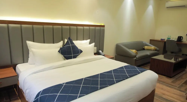 Люкс Luxury Titanium Residency