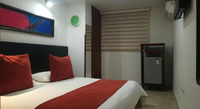 Трёхместный номер Comfort Hotel Alessio