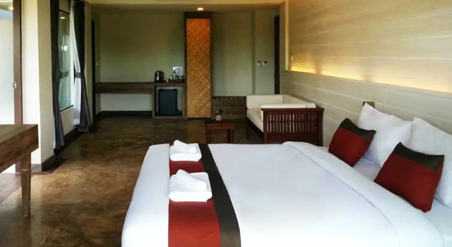 Люкс Presidential с балконом B2 Mae Hong Son Premier Hotel