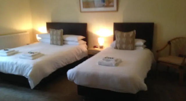 Suite The Crown Hotel