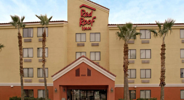 Red Roof Inn PLUS+ Phoenix West, Забронировать Отель  