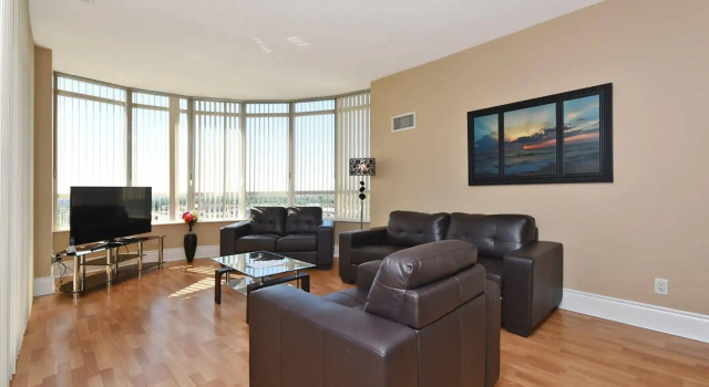 Mississauga Furnished Apartments, Varaa Huoneisto Mississauga 