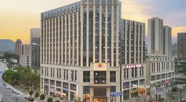 Zhaixing Hotel (Bazhong High-Speed Rail East Station), Varaa Hotelli Hotellit Sichuan pysäköinnillä, Pysäköinti