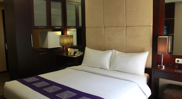 Metro Hotel