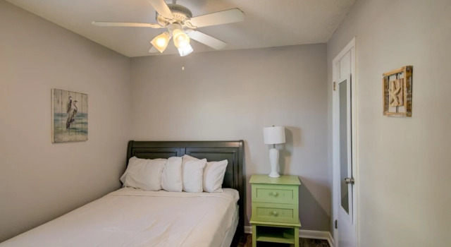 Fantastic Condo in Gulf Shores Directly on the Beach With Pool Covered Parking, Boek Hotel Gulf Shores 