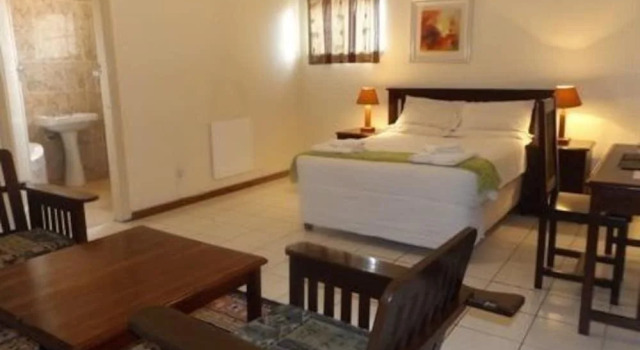 Zaks Place Hotel, Buchen Sie Hotel Bulawayo Simbabwe, in der Nähe von Bulawayo Golf Club