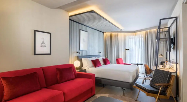Двухместный полулюкс Canopy by Hilton Madrid Castellana