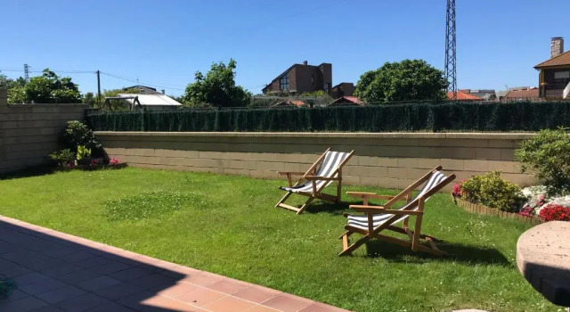 Апартаменты apartamento con jardín privado y barbacoa a 5 min playas santander