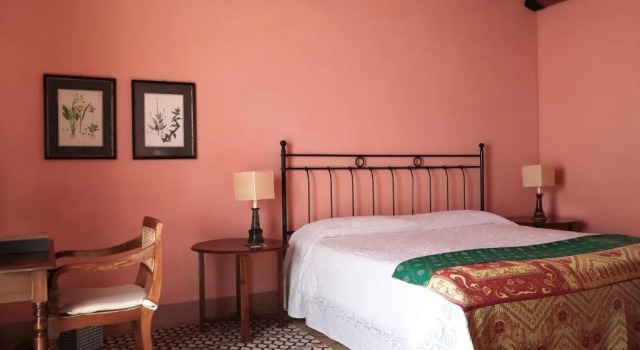 Двухместный номер Standard с видом на бассейн La Foresteria Planeta Wine Resort & Beach Club