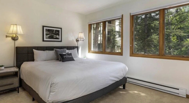 Townsend Place 2 Bedroom Ski-in, Ski-out Condo in Beaver Creek Village