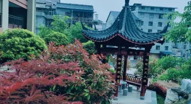 Yunxi Homestay, Забронировать Отель Отели Округа Эньши с парковкой, Парковка