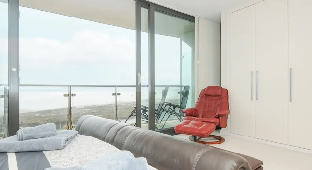 2 Horizon View