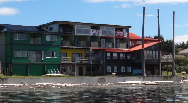 Malcolm Island Inn and Orca Lodge, Book Hotel Malcolm Island Britisk Columbia