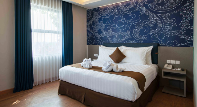 Junior suite Luminor Hotel Airport Sidoarjo By WH , Best Choice and Strategic Location with a Rooftop area in Town