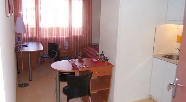 Le Valencey, Rezerwuj Hotel Valence Gard