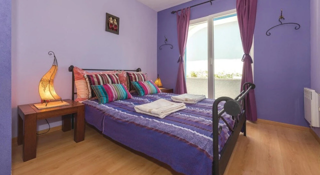 Three-Bedroom Holiday Home In Zaboric, Забронировать Отель Жаборич Шибенско-Книнская жупания