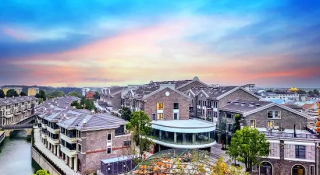 Manju Hotel（Taierzhuang Ancient City Scenic Area）, Забронировать Отель Цзаочжуан Шаньдун