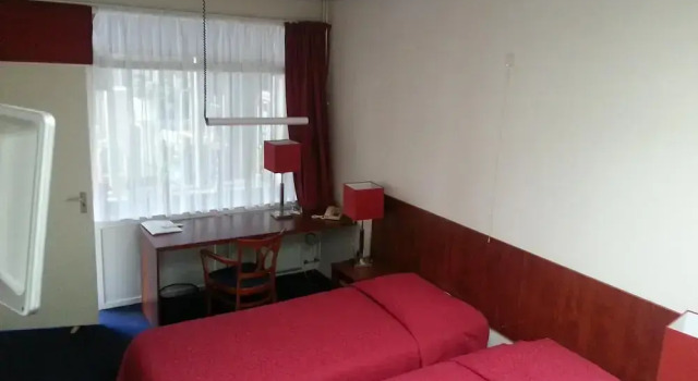 Hotel Duhoux, Buchen Sie Hotel Wirdum Friesland