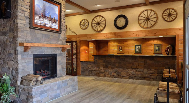 Best Western Plus Crossroads Inn & Suites, Rezerwuj Hotel  