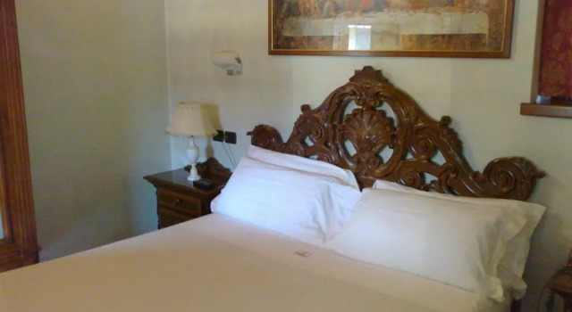 Hotel Ristorante La Bettola, Reservar Hotel Urgnano 