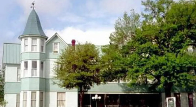 Люкс Woodbine Inn and Restaurant