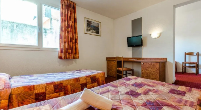 Четырёхместный номер Standard Hotel Agena