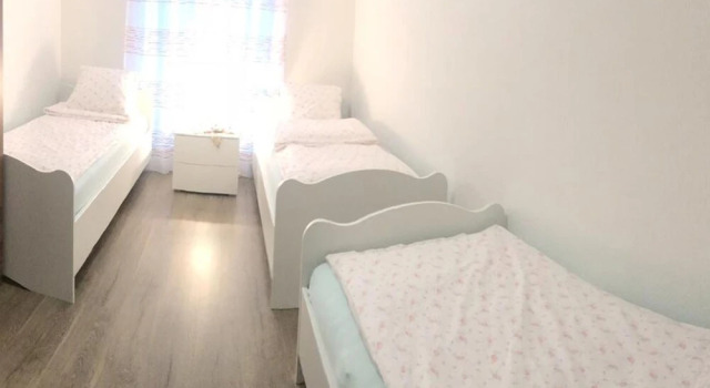 Euro Apartment, Забронировать Апартаменты/квартира Отели Интерлакен с парковкой, рядом с Железнодорожный вокзал Интерлакен Западный, Парковка