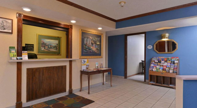 Days Inn by Wyndham Waukegan, Varaa Mini-hotelli  