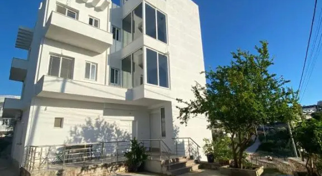 Peace Apartments, Rezerwuj Apartament Ksamil Vlorë County