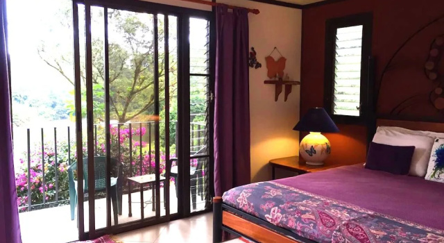 Двухместный номер Standard с балконом и с видом на озеро Lucky Bug Bed And Breakfast