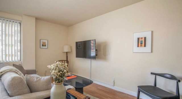 Cozy DT Apts with Full Kitchen by Zencity, Book Hotel Saint Louis Missouri