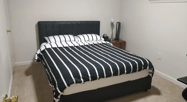 Апартаменты Carriage Guest House