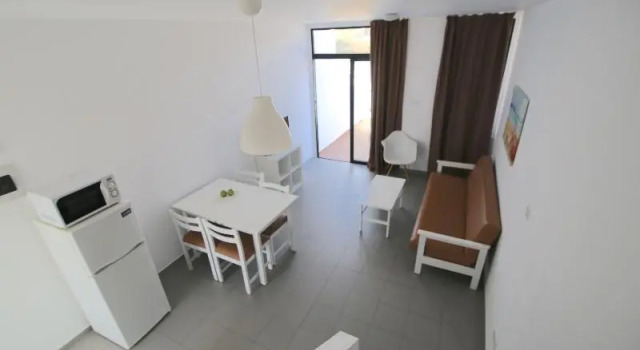 Номер Standard с видом на бассейн Lantiana Napa Aparthotel