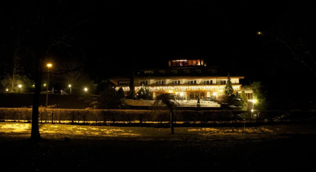 Seehotel Jaegerhof Hubertus, Prenota Hotel Spiez Thun Region