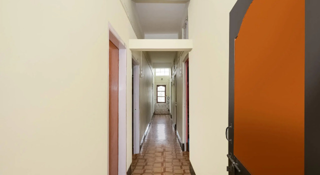 OYO 37875 Hotel Kirtti Inn, Book Hotel 3-stjernede hoteller i Azara, 3*