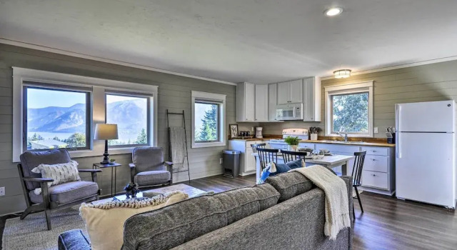 Scenic Studio w/ Loft & View of the Columbia River, Prenota Appartamento Carson Columbia River Gorge