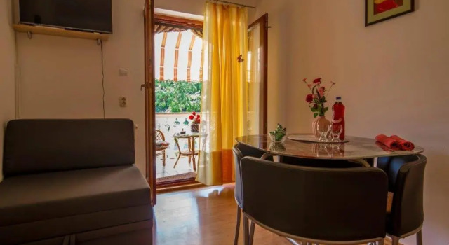 Apartmani Kožić, Забронировать Апартаменты/квартира Отели Рипенда Вербанси с парковкой, Парковка