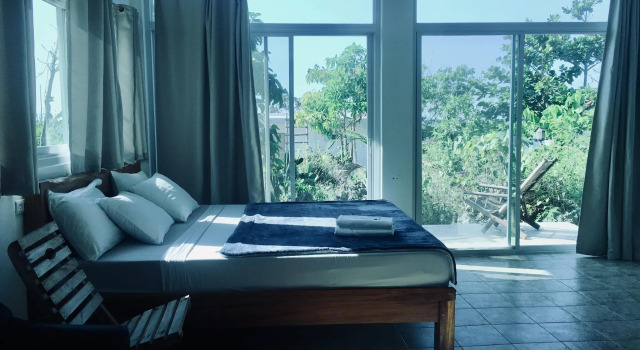 Birdland Beach Club, Rezerwuj Hotel Hotele w Ilocos Region z parkingiem, Parking