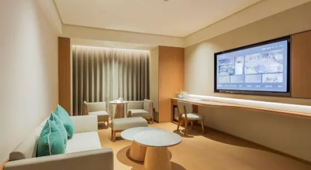 Полулюкс JI Hotel (Zhuji Wanda Plaza)