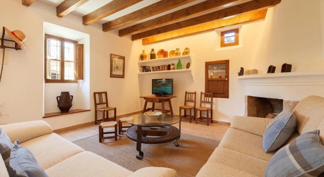 Villa - 3 Bedrooms with Pool and WiFi - 103142, Rezerwuj Willa Hotele w Majorka z parkingiem, Parking