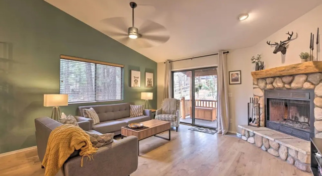 Коттедж Trail Access: Pet-Friendly Cabin in Show Low