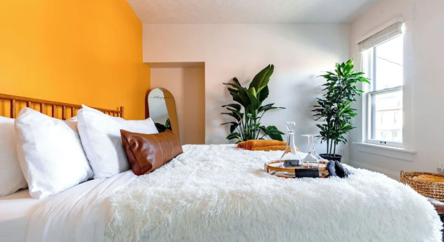 Jungle House Boutique Residences – Downtown Columbus & Short North, Забронировать Бутик-отель Отели Колумбус 5 звезд, рядом с Викторианская деревня, 5*