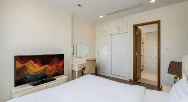 Апартаменты с 3 комнатами с балконом и с видом на город Vinhomes Luxstay Apartment